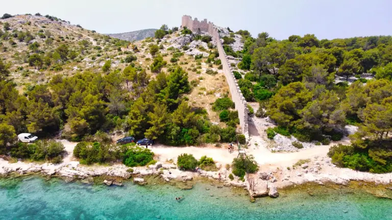 The Wall of Ostrica