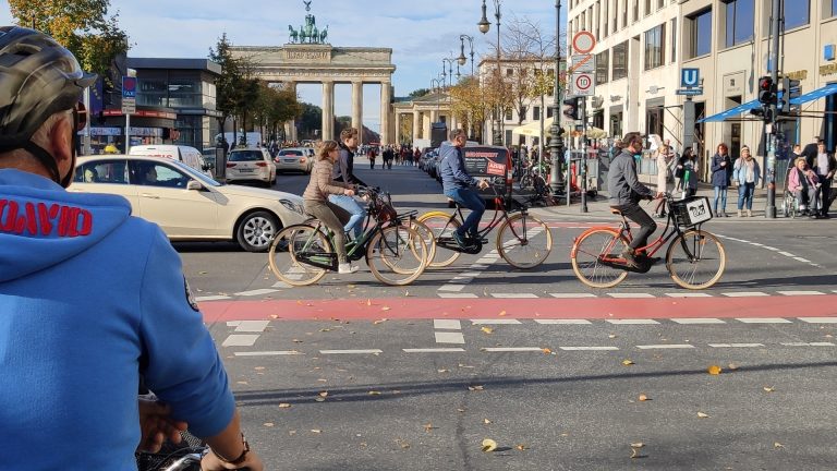Cycling in Berlin - Cover - Bikademy