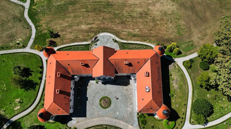 Lužnica Castle