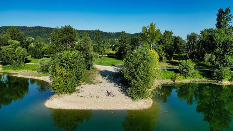 Zajarki Lake