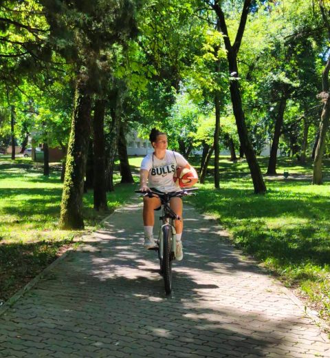 Making a better future for cycling: Interview with Pinar Pinzuti of Bikenomist